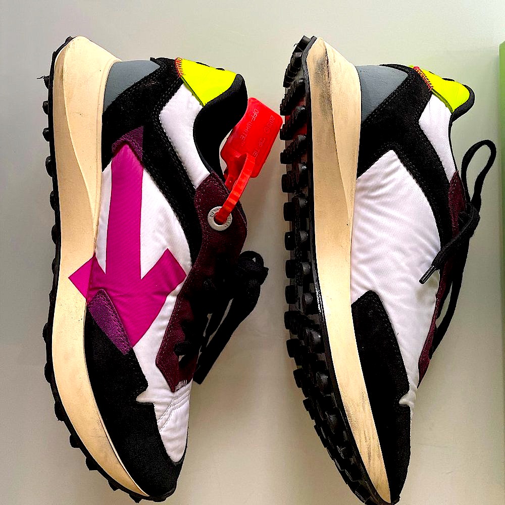 Off-White C/O Virgil Abloh Arrow Sneakers